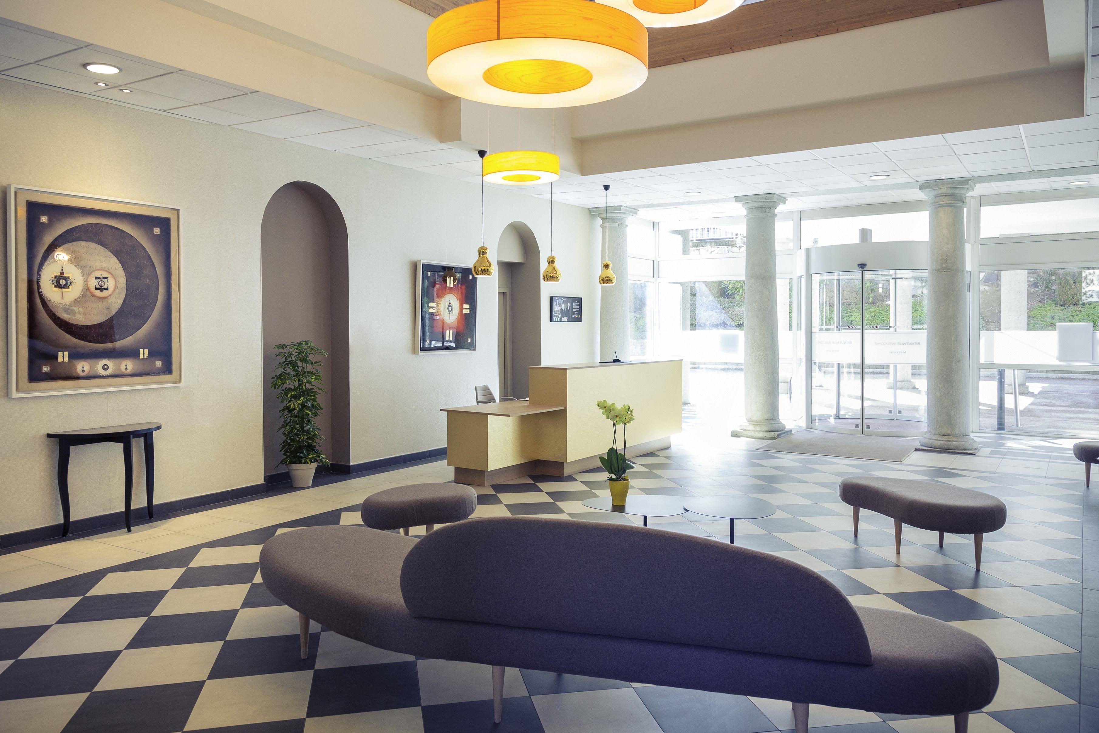 Mercure Brides Les Bains Grand Hôtel des Thermes Exterior foto