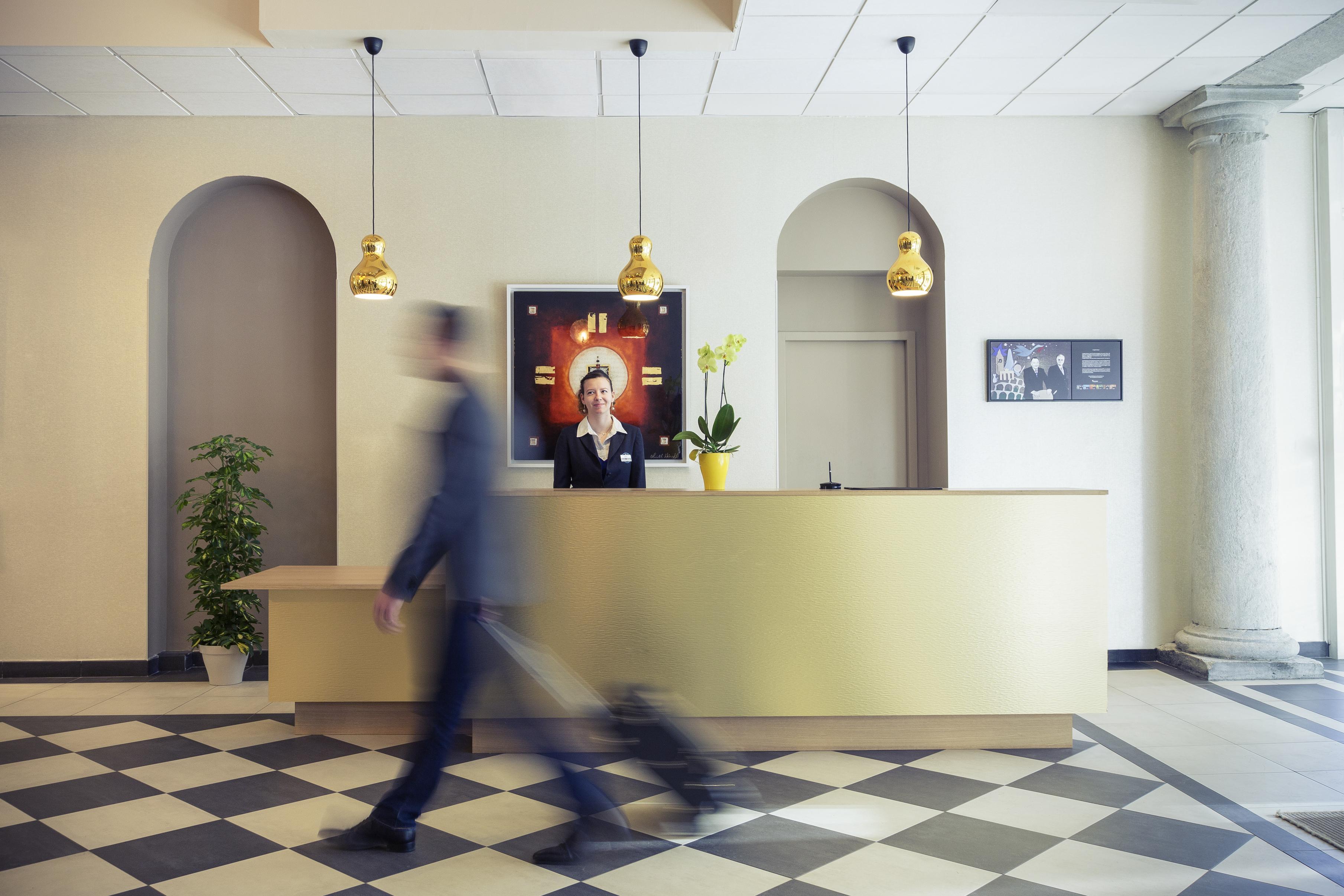 Mercure Brides Les Bains Grand Hôtel des Thermes Exterior foto